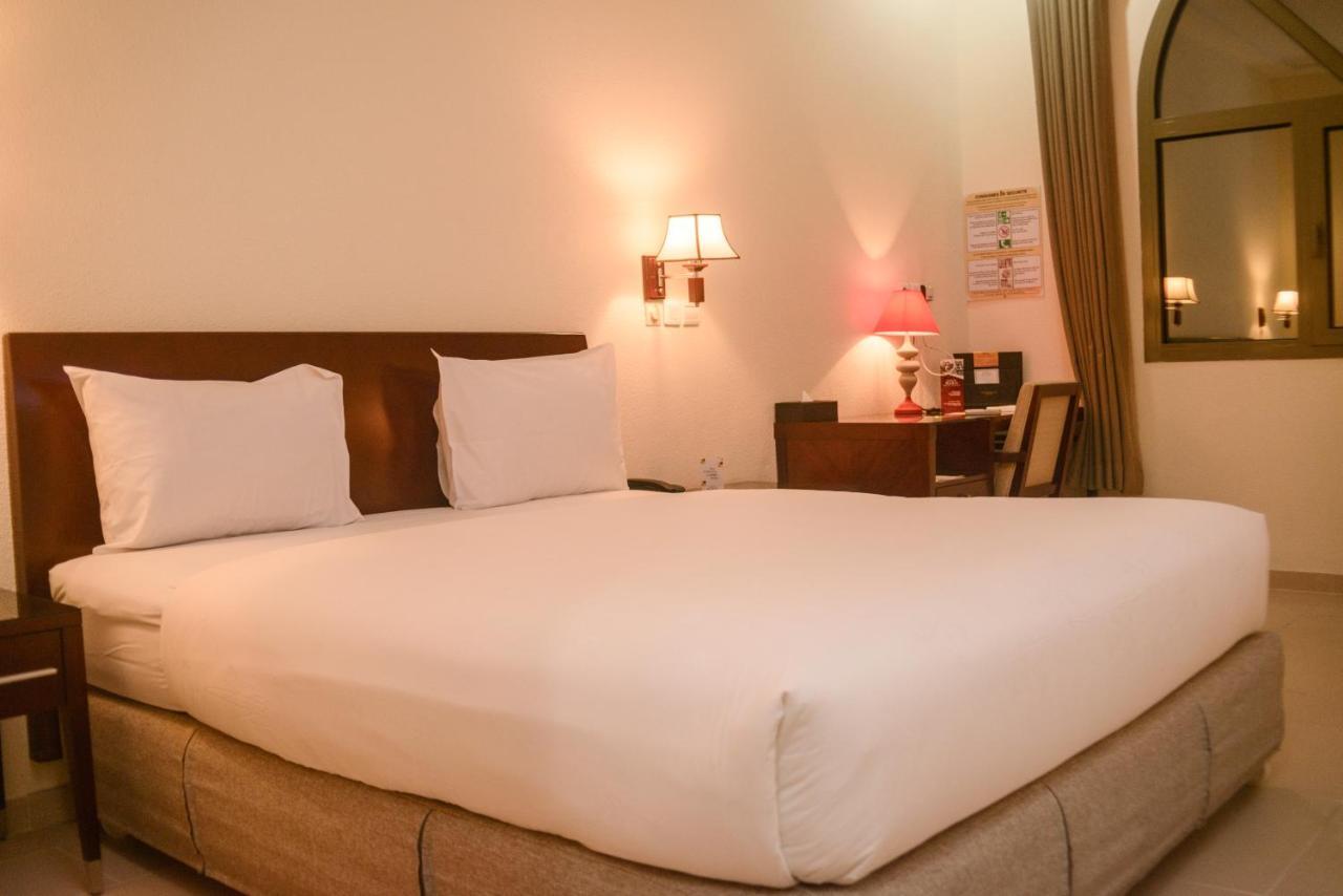 לומה Hotel Sancta Maria מראה חיצוני תמונה