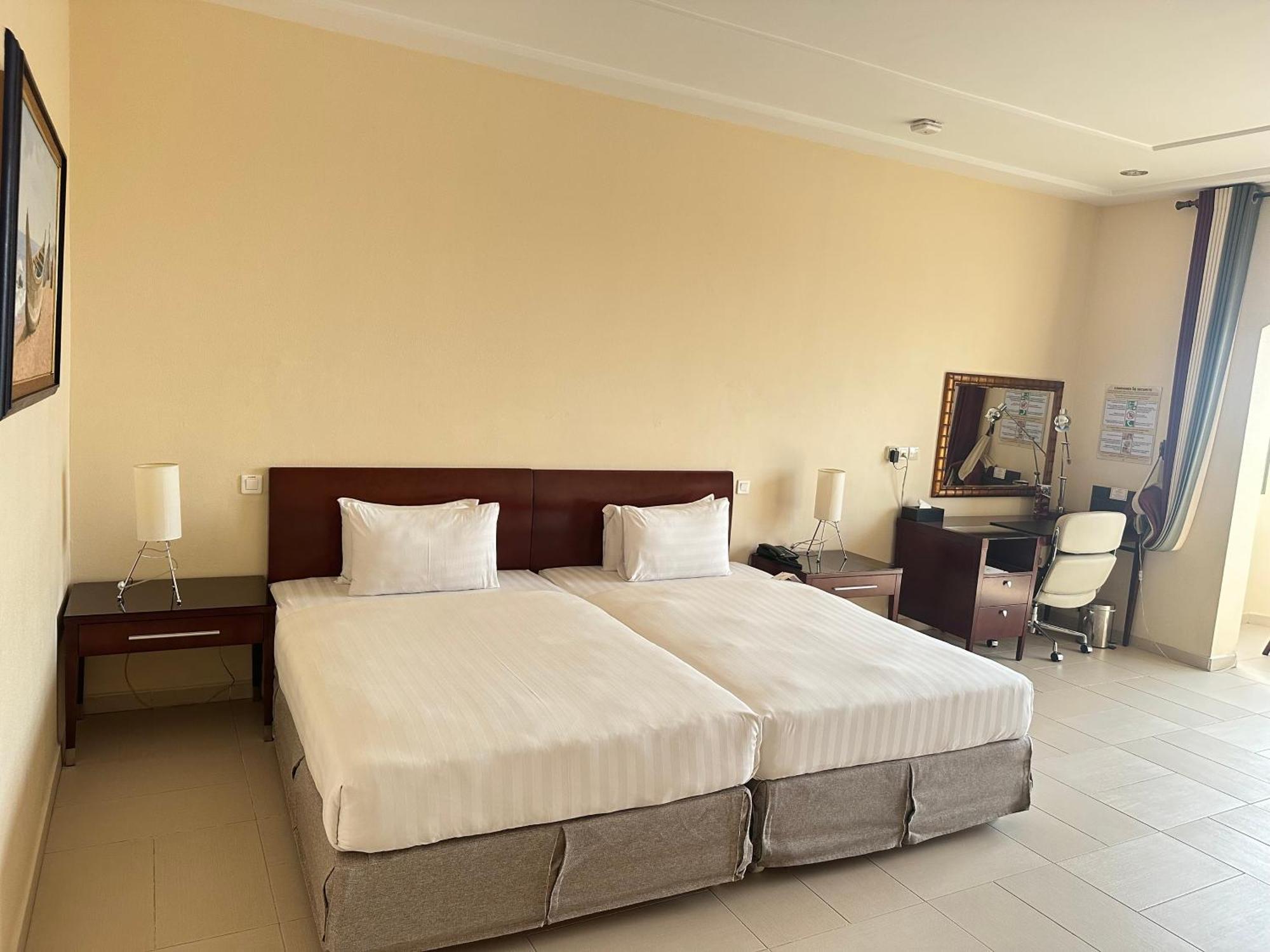 לומה Hotel Sancta Maria מראה חיצוני תמונה