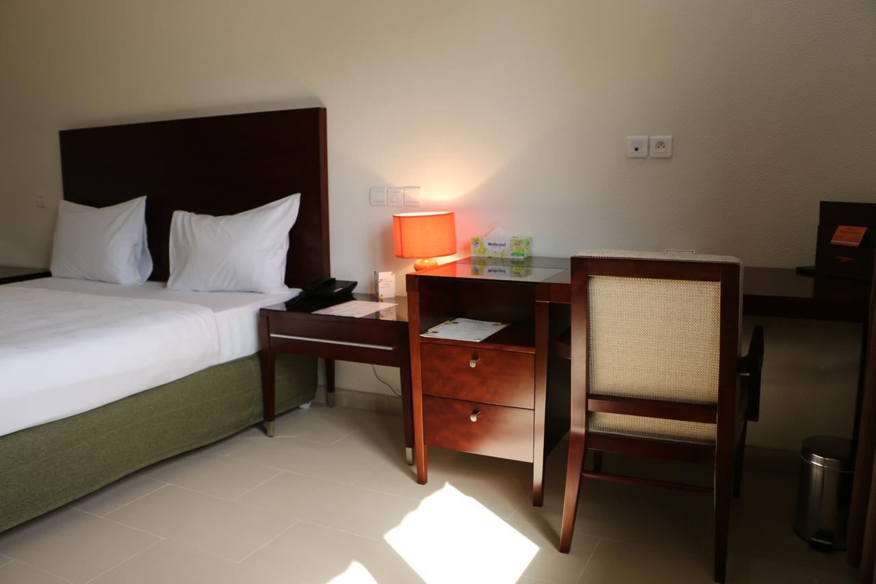 לומה Hotel Sancta Maria מראה חיצוני תמונה