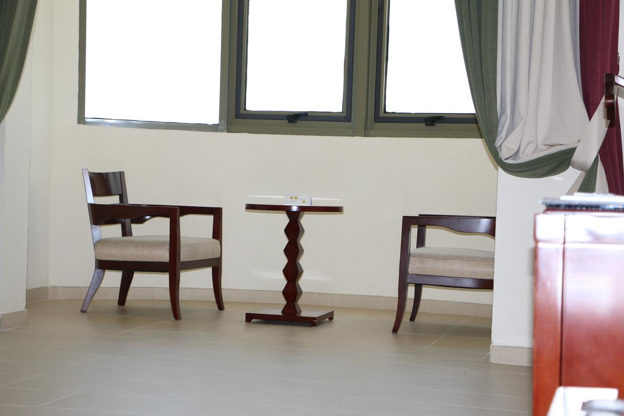 לומה Hotel Sancta Maria מראה חיצוני תמונה