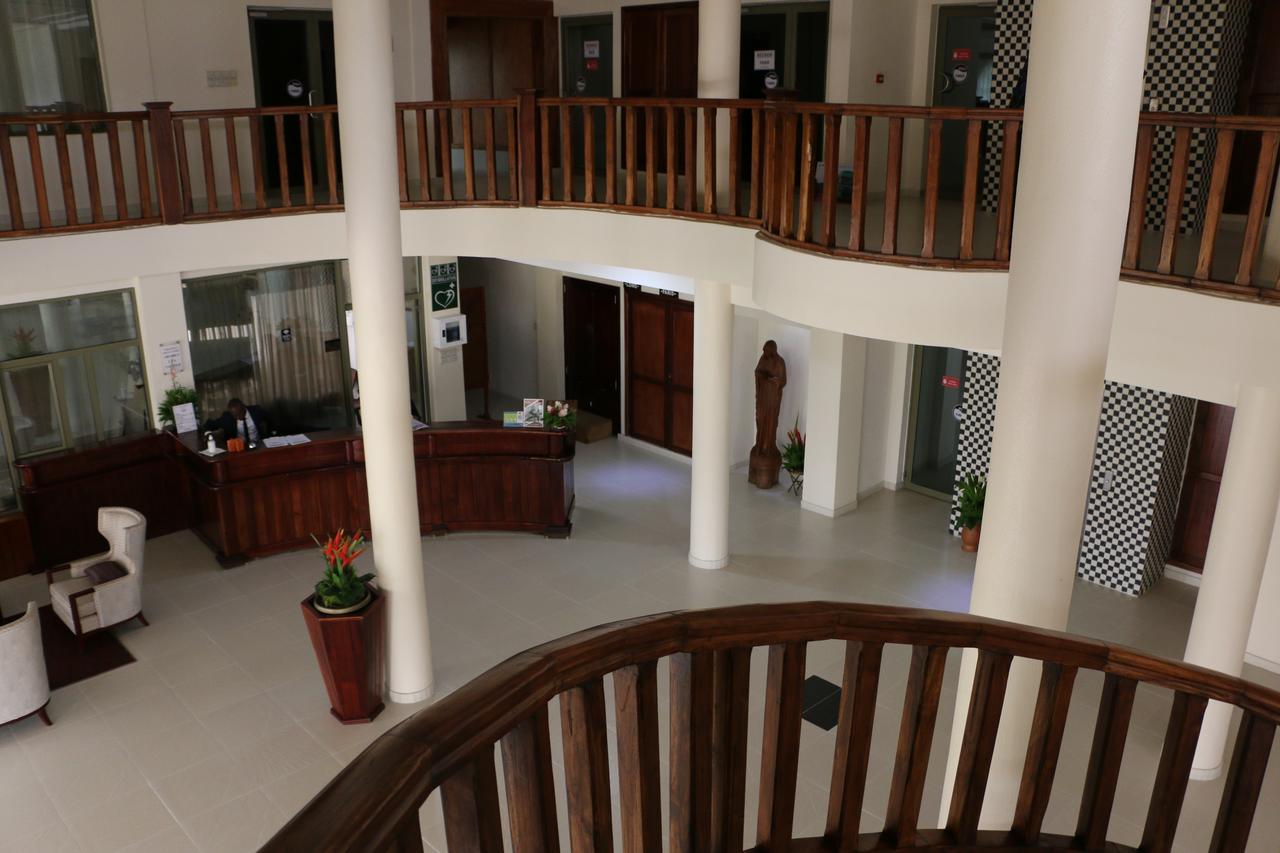 לומה Hotel Sancta Maria מראה חיצוני תמונה
